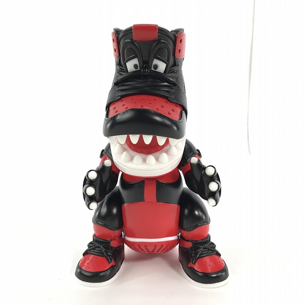 実際に弊社で買取させて頂いたTOKYOGUNS/トウキョウガンズ Kaijyu Sneaker head/怪獣スニーカーヘッド SNKRDUNK Original Package ver. BRED ソフビの画像 1枚目