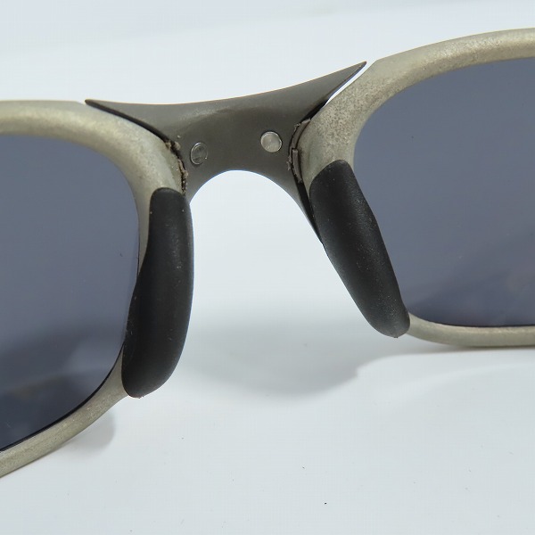 実際に弊社で買取させて頂いたOAKLEY/オークリー X-METAL/エックスメタル XX/ダブルエックス TIO2 サングラス/アイウェア XT006087の画像 3枚目