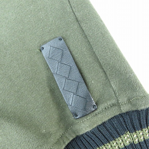 実際に弊社で買取させて頂いたBOTTEGA VENETA/ボッテガヴェネタ イントレチャートレザーパッチ リブ付きスウェット 567153 VFZ50/50の画像 3枚目