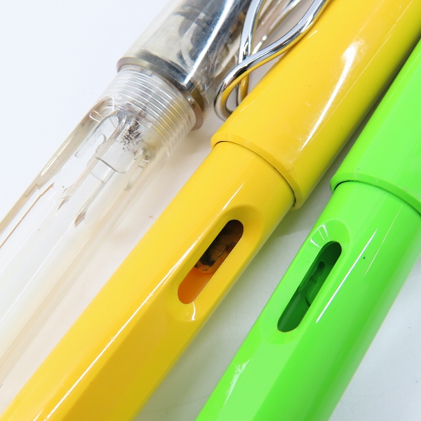 実際に弊社で買取させて頂いたLAMY/ラミー サファリ 小窓付き 万年筆 3点セットの画像 2枚目