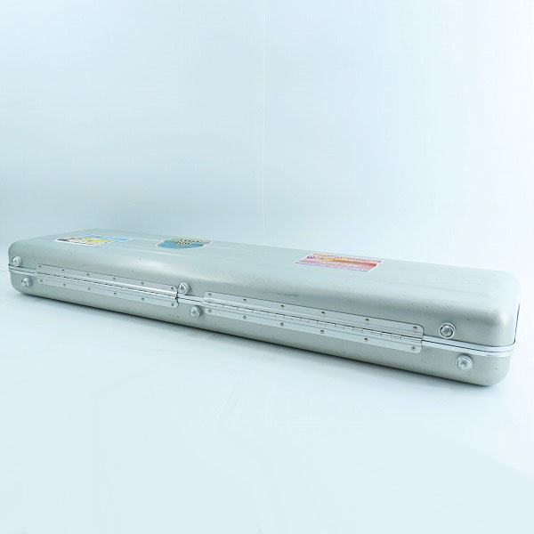 実際に弊社で買取させて頂いたZERO HALLIBURTON/ゼロハリバートン ジェラルミン ガンケースの画像 2枚目