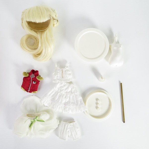 実際に弊社で買取させて頂いたGOOD SMILE COMPANY/グッドスマイルカンパニー Harmonia bloom ROSE/バラ ドール ウィッグ/ルームウェアセットの画像 7枚目
