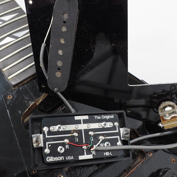 実際に弊社で買取させて頂いた★【難有り】Gibson/ギブソン Flying V/フライング V V90 1989年製 エレキギター ハードケース付の画像 4枚目