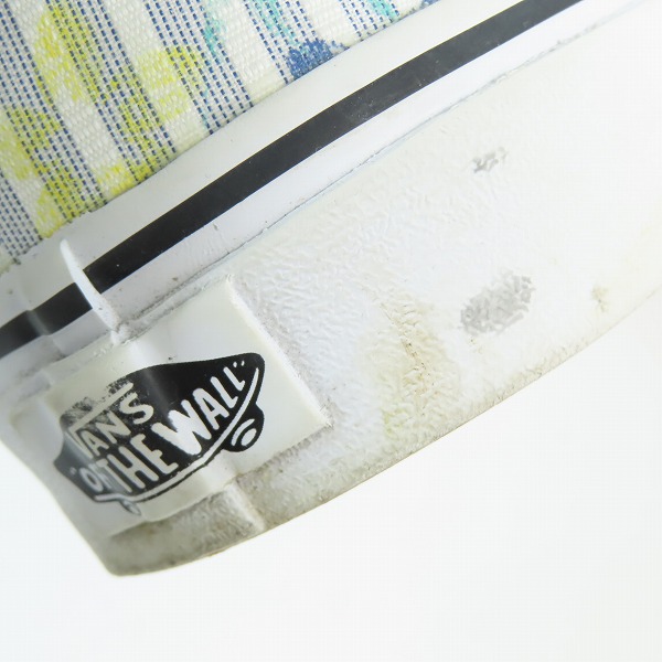 実際に弊社で買取させて頂いたVANS/バンズ  CLASSIC SLIP-ON 花柄 スリッポン VN0003Z4I9J/26の画像 5枚目