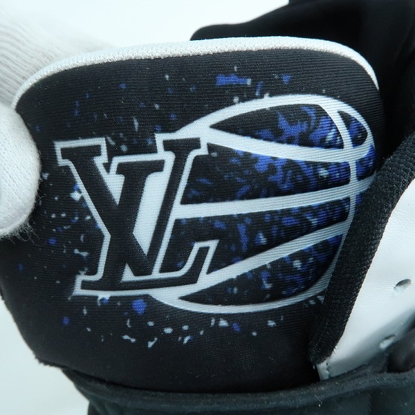 実際に弊社で買取させて頂いたLOUIS VUITTON/ルイヴィトン 22AW LVトレイナー2 スニーカー ブラック×ホワイト GO0252/8の画像 6枚目