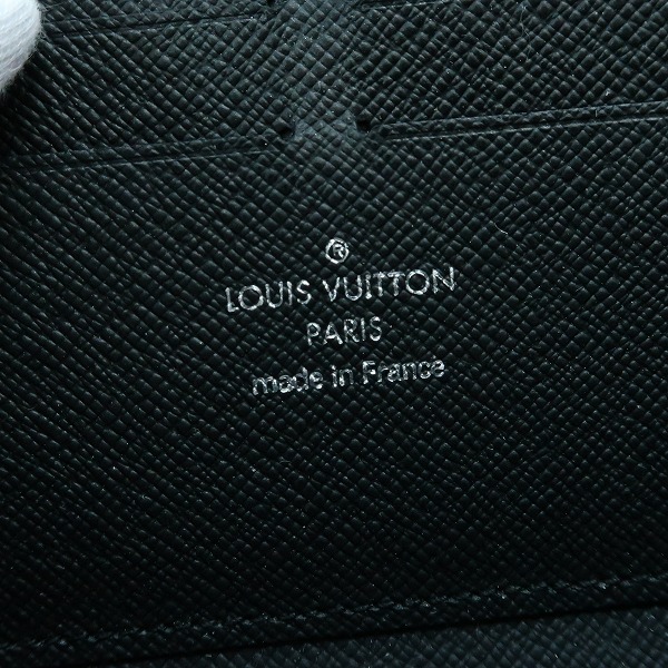 実際に弊社で買取させて頂いたLOUIS VUITTON/ルイヴィトン エピ ラウンドファスナー/ジップ ジッピーウォレット M61857の画像 4枚目