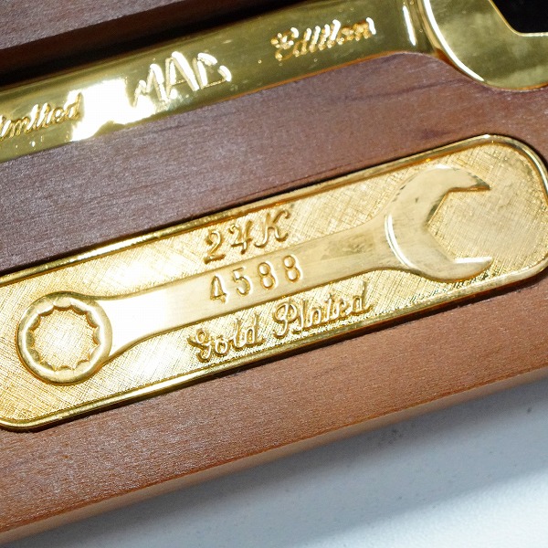実際に弊社で買取させて頂いたMac Tools/マックツールズ 1993 Limited Edition 24K Gold Plated コンビネーションレンチ セットの画像 3枚目