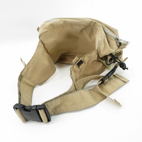 実際に弊社で買取させて頂いたHEAD PORTER/ヘッドポーター ボディバッグ/ウエストバッグ ベージュ の画像 2枚目