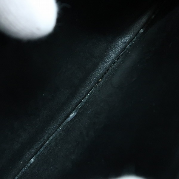 実際に弊社で買取させて頂いたLOUIS VUITTON/ルイヴィトン エピ ラウンドファスナー/ジップ ジッピーウォレット M61857の画像 6枚目