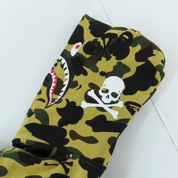 実際に弊社で買取させて頂いた【未使用】A BATHING APE×mastermind JAPAN キッズ 1ST CAMO SHARK ZIP HOODIE/カモフラ シャーク ジップアップパーカー/140の画像 3枚目