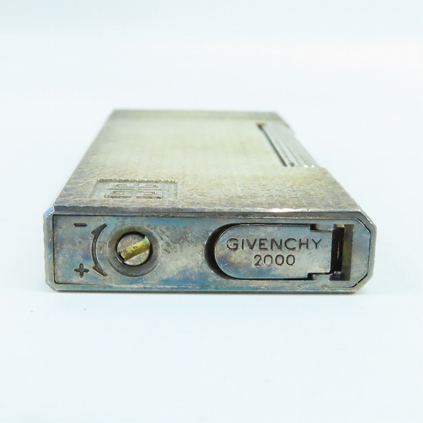 実際に弊社で買取させて頂いたGIVENCHY/ジバンシー ガスライター ケース付きの画像 4枚目