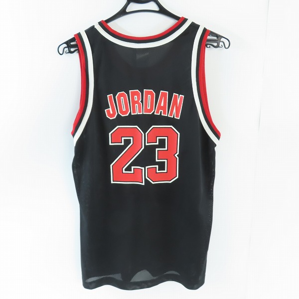 実際に弊社で買取させて頂いたChampion/チャンピオン CHICAGO BULLS シカゴ・ブルズ  #23マイケルジョーダン ユニフォーム  ブラック/Lの画像 1枚目