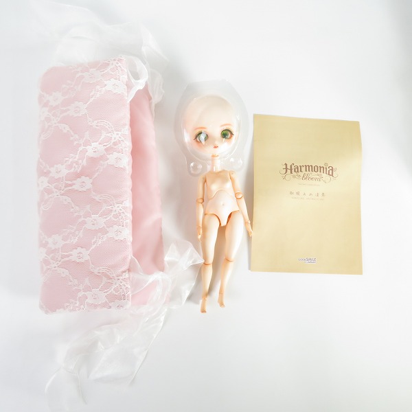 実際に弊社で買取させて頂いたGOOD SMILE COMPANY/グッドスマイルカンパニー Harmonia bloom ROSE/バラ ドール ウィッグ/ルームウェアセットの画像 5枚目