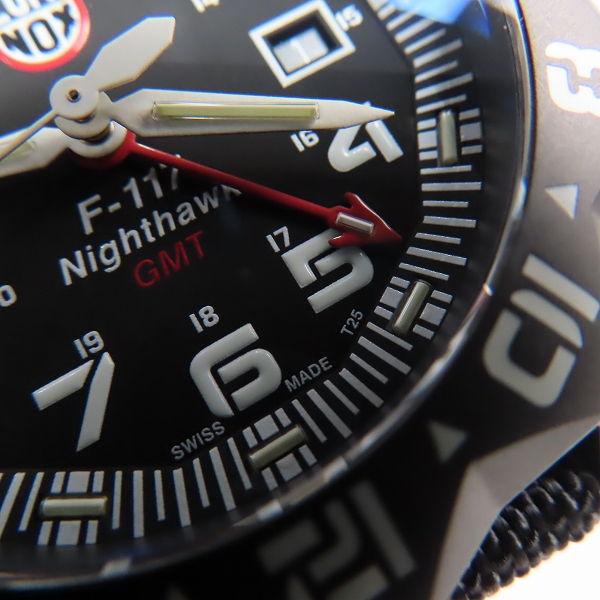 実際に弊社で買取させて頂いたLUMINOX/ルミノックス F-117 NIGHTHAWK/ナイトホーク 6420 SERIES 腕時計 Ref.6421の画像 7枚目