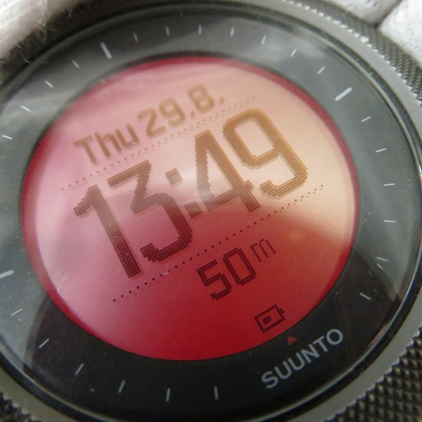実際に弊社で買取させて頂いたSUUNTO/スント TRAVERSE ALPHA スマートウォッチ デジタル腕時計の画像 4枚目