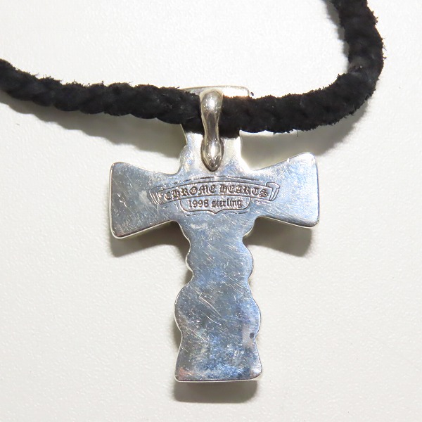 実際に弊社で買取させて頂いたCHROME HEARTS/クロムハーツ ケルティッククロスペンダントｗ/レザーブレード の画像 2枚目