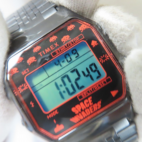 実際に弊社で買取させて頂いた(3)TIMEX/タイメックス スペースインベーダー  腕時計 TW2V30200の画像 5枚目