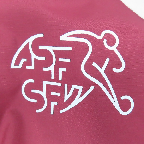 実際に弊社で買取させて頂いたPUMA/プーマ 2024 スイス代表 プレマッチ ウーブンジャケット 773985-08 /Lの画像 6枚目