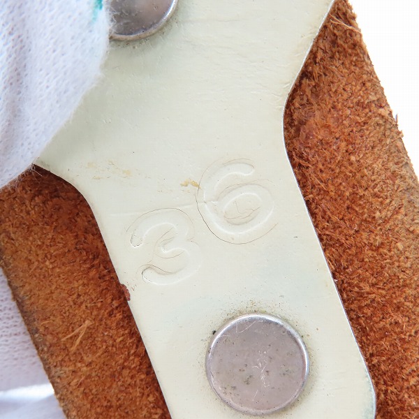 実際に弊社で買取させて頂いたHTC/エイチティーシー Hollywood Trading Company スタッズ ベルト/36の画像 4枚目