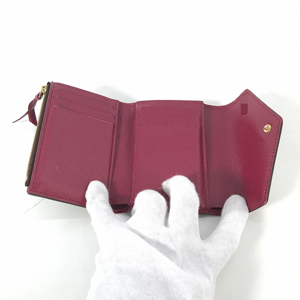 実際に弊社で買取させて頂いたLOUIS VUITTON/ルイヴィトン モノグラム ポルトフォイユ ヴィクトリーヌ 三つ折り財布 M41938 の画像 3枚目