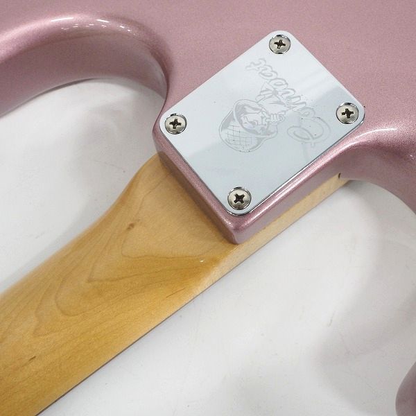 実際に弊社で買取させて頂いた★Combat CUSTOM GUITARS/コンバット ストラトキャスターType マッチングヘッド エレキギター ハードケース付の画像 8枚目