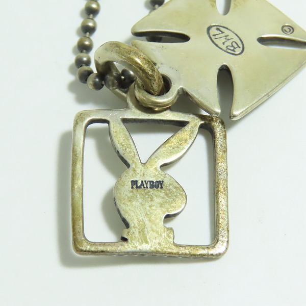 実際に弊社で買取させて頂いたBWL×PLAYBOY/ビルウォールレザー×プレイボーイ アイアンクロス/ロゴ ネックレスの画像 4枚目