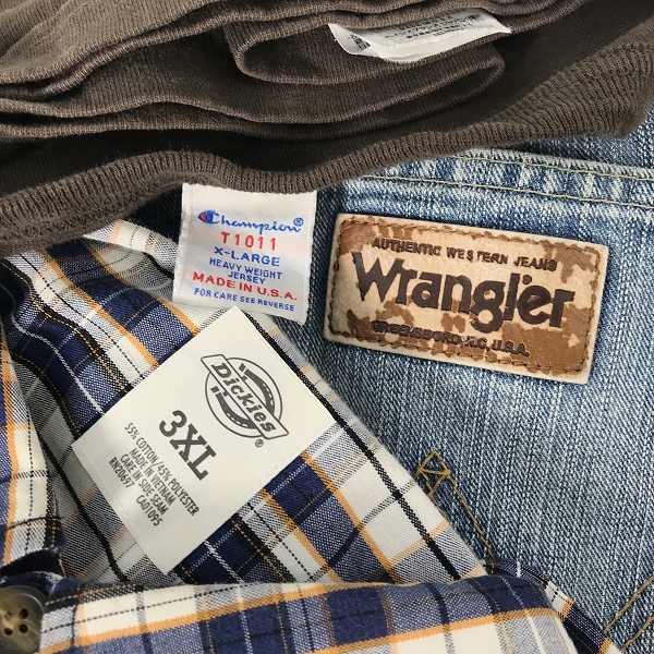 実際に弊社で買取させて頂いた【おまとめ】ディッキーズ/ラングラー/チャンピオン 等 長袖シャツ/デニムパンツ/Tシャツ 他の画像 1枚目