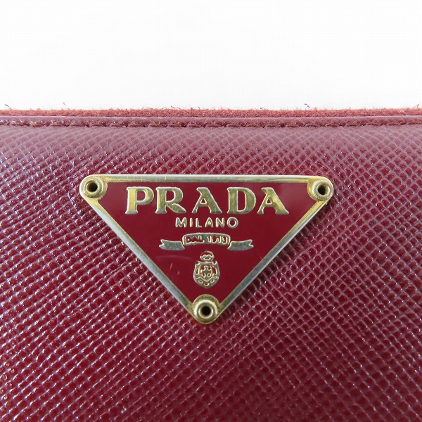 実際に弊社で買取させて頂いたPRADA/プラダ サフィアーノレザー ラウンドジップ長財布 の画像 5枚目