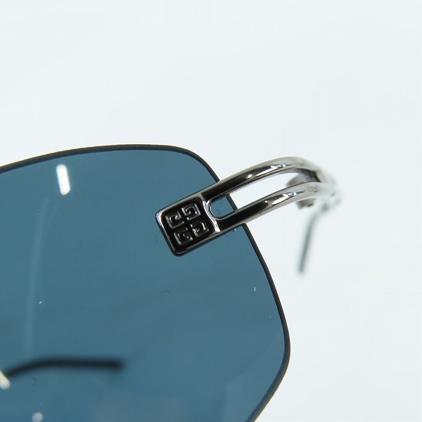 実際に弊社で買取させて頂いたGIVENCHY/ジバンシィ サングラス SGV001 568の画像 6枚目