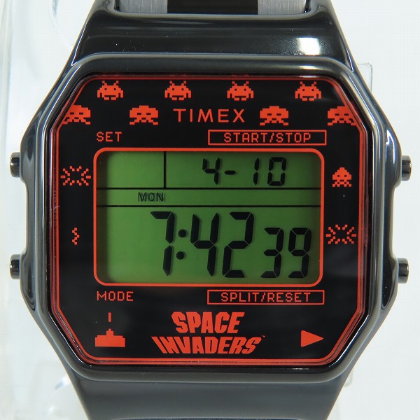 実際に弊社で買取させて頂いた(3)TIMEX/タイメックス スペースインベーダー  腕時計 TW2V30200
