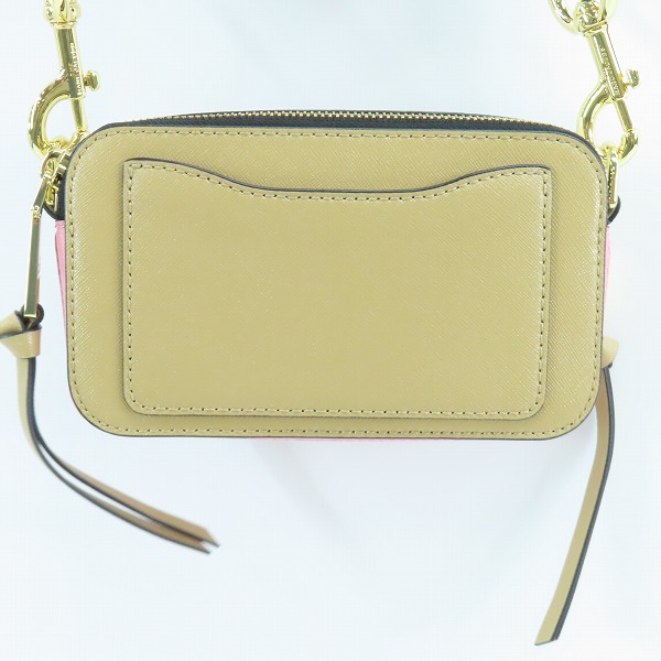 実際に弊社で買取させて頂いたMARC JACOBS/マークジェイコブス SNAPSHOT/スナップショット ショルダーバッグの画像 1枚目