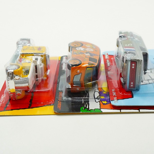 実際に弊社で買取させて頂いた【未開封】Hot Wheels/ホットウィール PEANUTS スヌーピー '64 GMC PANEL/QUICK D-LIVERY/CONVOY CUSTOM 他 ミニカー 6点セットの画像 4枚目
