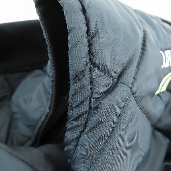 実際に弊社で買取させて頂いたCARHARTT/カーハート 中綿 ワークベスト ブラック/Lの画像 6枚目