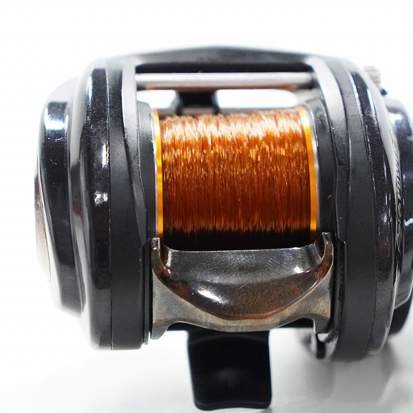 実際に弊社で買取させて頂いたAbuGarcia/アブガルシア REVO3PC Revo POWER CRANK 5 レボ パワークランク 右ハンドル ベイトリールの画像 6枚目
