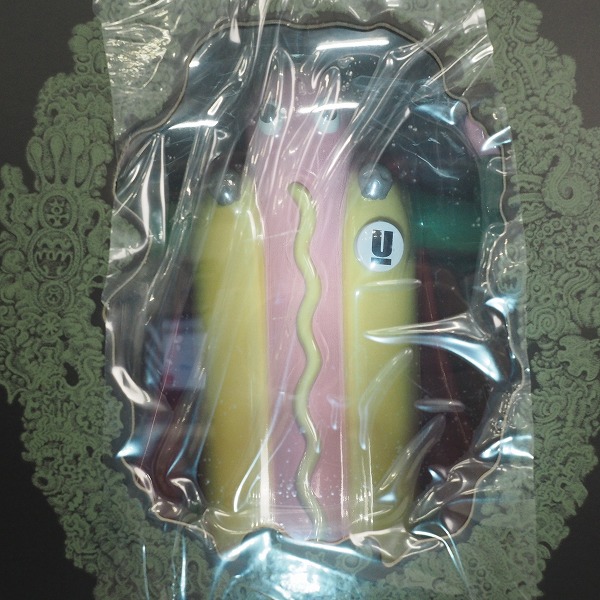 実際に弊社で買取させて頂いた(2)【未開封】UNDERCOVER×WILL SWEENEY×MEDICOM TOY/アンダーカバー Helmut Hot Dog Man ホットドッグマン ランプの画像 1枚目