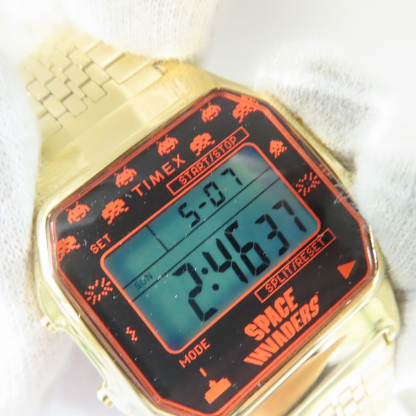 実際に弊社で買取させて頂いた(2)TIMEX/タイメックス スペースインベーダー  腕時計 TW2V30100の画像 5枚目