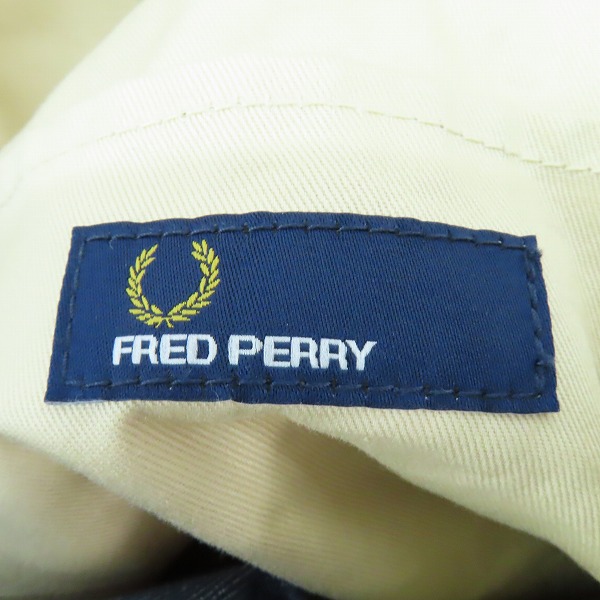 実際に弊社で買取させて頂いたFRED PERRY/フレッドペリー トップジップ トートバッグ F9521の画像 4枚目