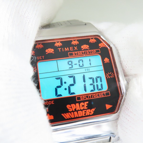 実際に弊社で買取させて頂いた(2)TIMEX/タイメックス スペースインベーダー  腕時計 TW2V30000の画像 4枚目