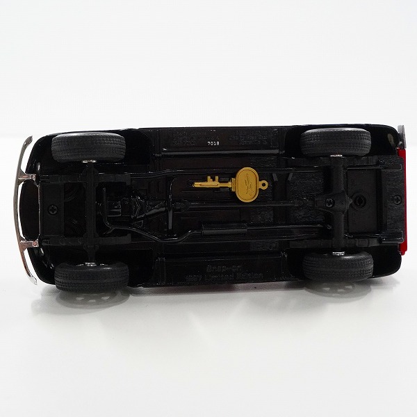 実際に弊社で買取させて頂いたSnap-on/スナップオン 1/25 1948 FORD F-1 HOT ROD PICKUP LIMITED EDITION ミニカー 貯金箱の画像 6枚目