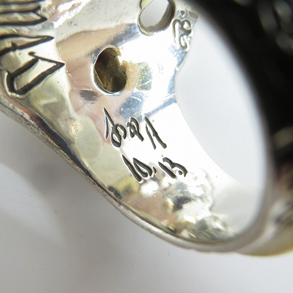 実際に弊社で買取させて頂いたBill Wall Leather/ビルウォールレザー グラフィティマスタースカルリング w/ストーンアイズ w/ゴールドスパイダーウェブ 26号の画像 6枚目