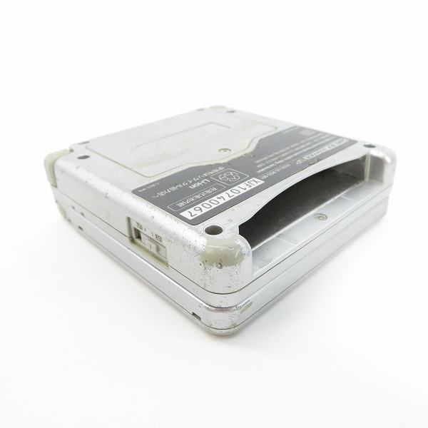 実際に弊社で買取させて頂いた任天堂/Nintendo/ニンテンドー ゲームボーイアドバンスSP 本体 AGS-001【簡易動作確認済】の画像 8枚目