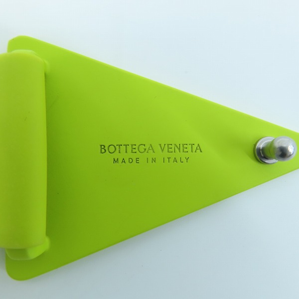 実際に弊社で買取させて頂いたBOTTEGA VENETA/ボッテガヴェネタ トライアングルラバーベルト ライトグリーン系 702028の画像 3枚目