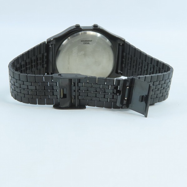 実際に弊社で買取させて頂いた(1)TIMEX/タイメックス スペースインベーダー  腕時計 TW2V30200の画像 3枚目