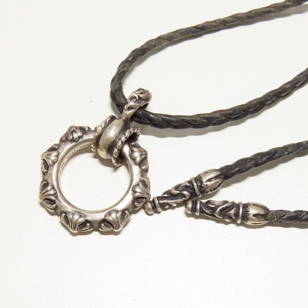 実際に弊社で買取させて頂いたCHROME HEARTS/クロムハーツ アイウェアループ クロスバンドリングネックレスw/レザーブレード