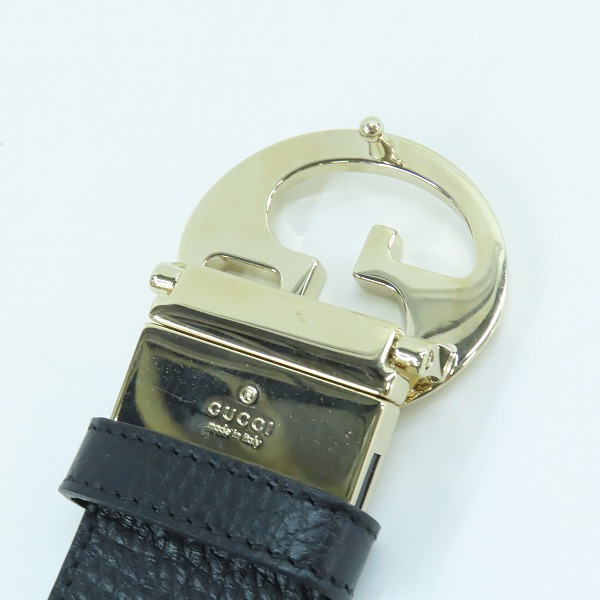 実際に弊社で買取させて頂いたGUCCI/グッチ リバーシブル インターロッキングG ゴールド金具 ベルト 450000の画像 2枚目