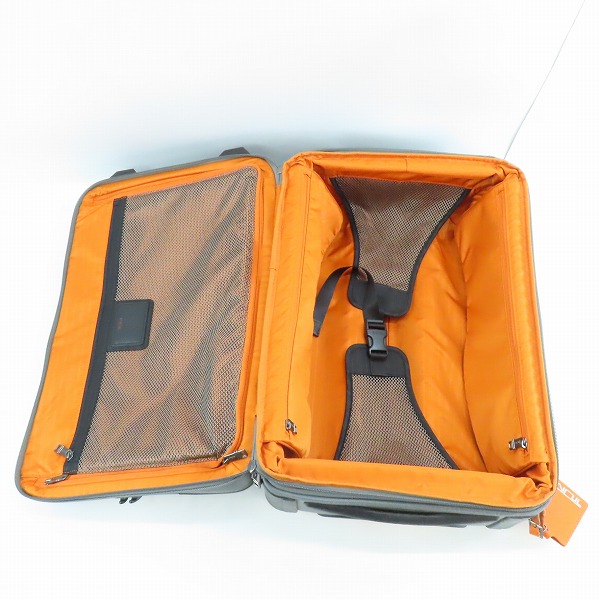 実際に弊社で買取させて頂いたTUMI/トゥミ ALPHA2 アルファ2 2輪キャスター式 ラゲージ ガーメント バッグ キャリーケース 22020GO2の画像 4枚目