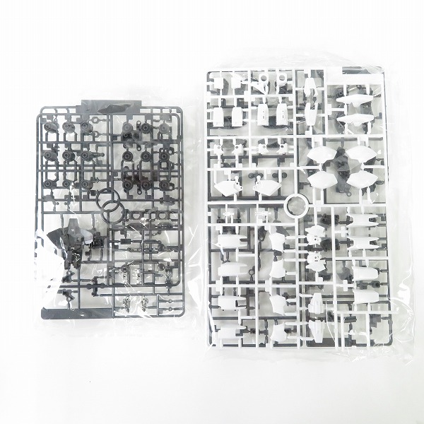 実際に弊社で買取させて頂いた【未組立】BANDAI/バンダイスピリッツ MG 1/100 ウイングガンダム EW/エンドレスワルツ/W/ガンプラの画像 3枚目