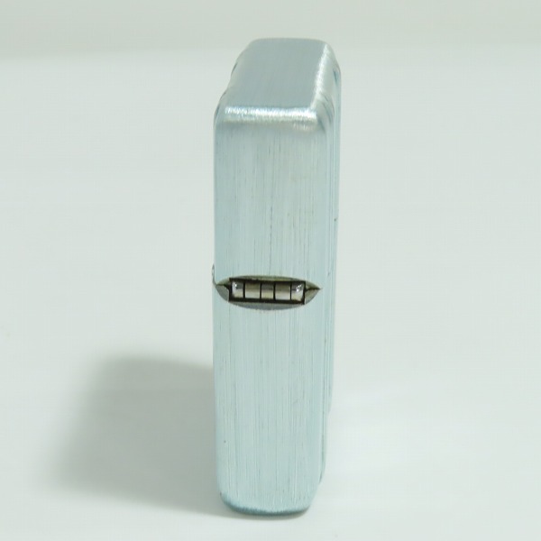 実際に弊社で買取させて頂いたZIPPO/ジッポー ZERO HALLIBURTON/ゼロハリバートン アタッシュケース 2-CB クリアブルー/02年製の画像 3枚目