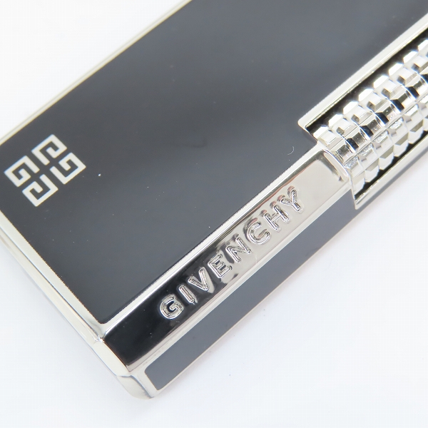 実際に弊社で買取させて頂いたGIVENCHY/ジバンシー ガスライター ブラック/シルバーの画像 7枚目