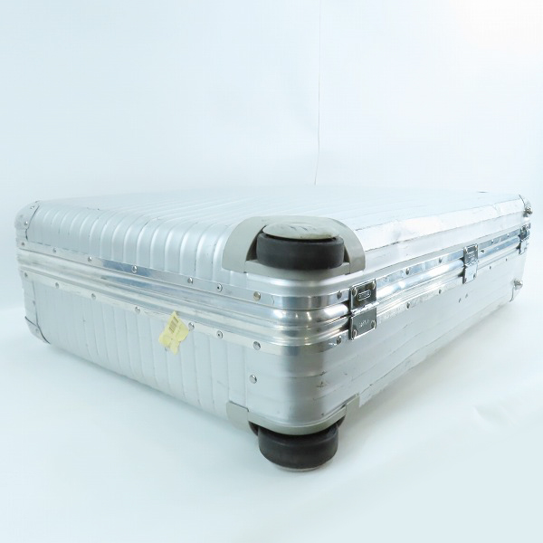 実際に弊社で買取させて頂いたRIMOWA/リモワ 2輪 アルミ スーツケースの画像 2枚目